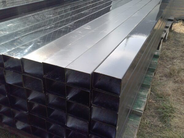 Słupki ogrodzeniowe 6x4 lakierowane h=230 cm ścianka 2 - obrazek 2