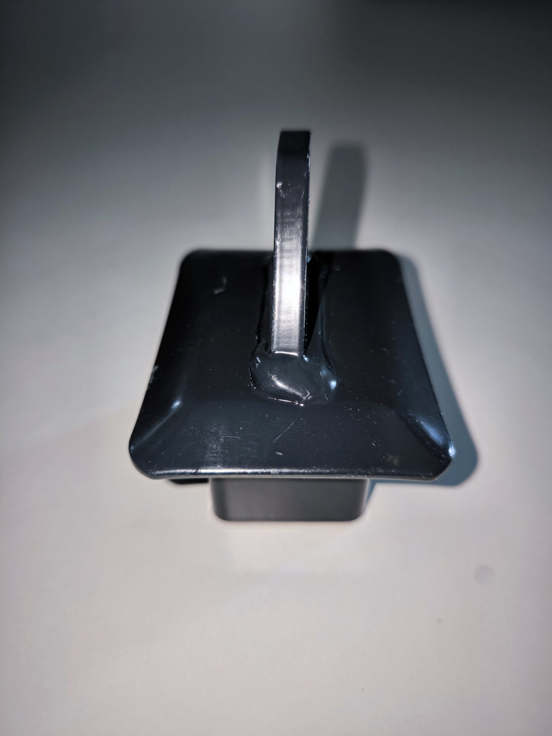 Kapsel z uchem lakierowany aluminiowy 6x4 - obrazek 2